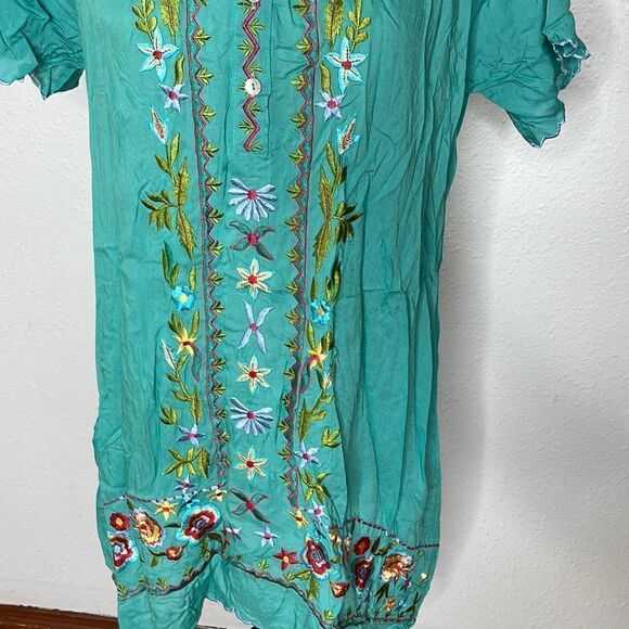 NWT Fun & Unique Swimsuite Coverup - Picture 4 of 11